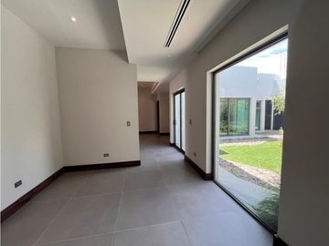 Casa en venta de un piso, zona exclusiva en Cd. Juarez