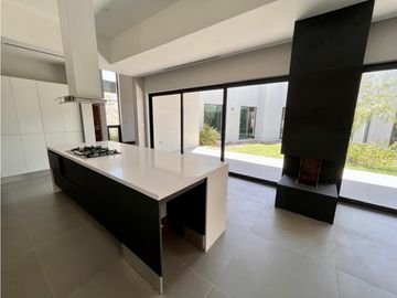 Casa en venta de un piso, zona exclusiva en Cd. Juarez