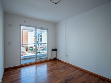 Venta/Financiación Departamento Un Dormitorio Categoria Cochera Opcional. Centro