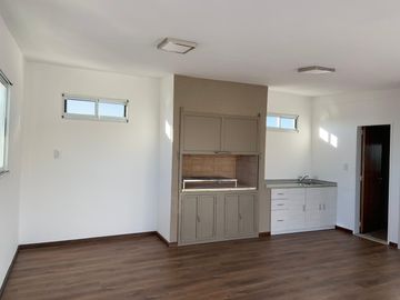 Venta/Financiación Departamento Un Dormitorio Categoria Cochera Opcional. Centro