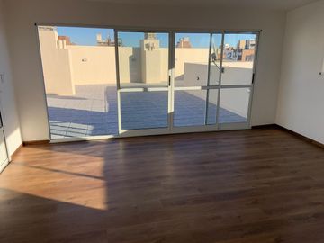 Venta/Financiación Departamento Un Dormitorio Categoria Cochera Opcional. Centro