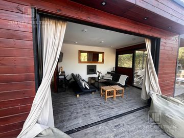 Venta - Casa de 3 dormitorios con cochera y pileta - Guayaquil 1010 - Villa Allende