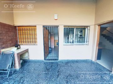 Casa 4 ambientes en venta en  Quilmes