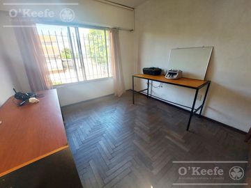 Casa 4 ambientes en venta en  Quilmes