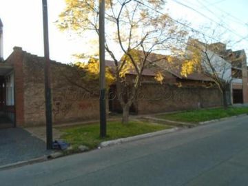 CHALET -LOTE 1060 m2