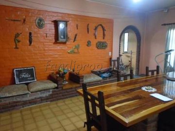 CHALET -LOTE 1060 m2