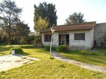 CHALET -LOTE 1060 m2