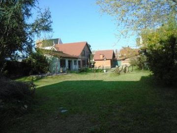 CHALET -LOTE 1060 m2