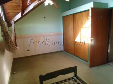 CHALET -LOTE 1060 m2