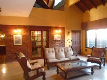 CHALET -LOTE 1060 m2