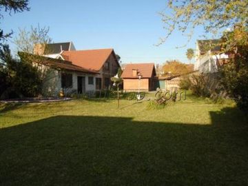 CHALET -LOTE 1060 m2