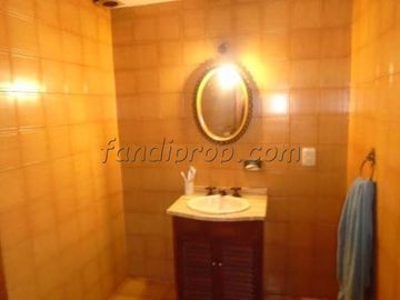 CHALET -LOTE 1060 m2