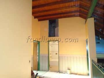 CHALET -LOTE 1060 m2