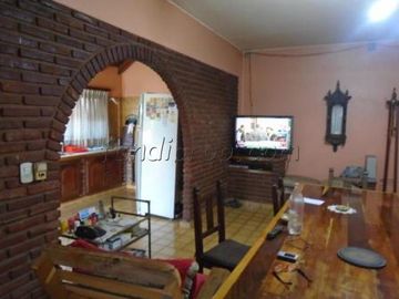CHALET -LOTE 1060 m2