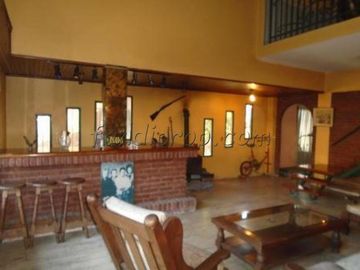 CHALET -LOTE 1060 m2