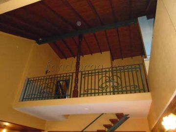 CHALET -LOTE 1060 m2