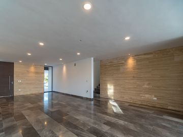 CASA EN VENTA MÉRIDA, AL NORTE DE LA CIUDAD CON SISTEMA INTELIGENTE
