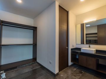 CASA EN VENTA MÉRIDA, AL NORTE DE LA CIUDAD CON SISTEMA INTELIGENTE