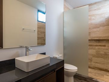 CASA EN VENTA MÉRIDA, AL NORTE DE LA CIUDAD CON SISTEMA INTELIGENTE