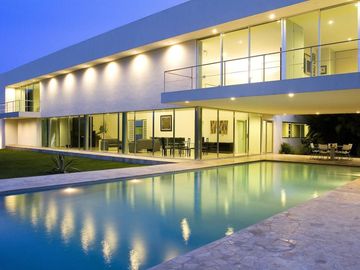 CASA EN VENTA MÉRIDA, AL NORTE DE LA CIUDAD CHOLUL ZONA DE PLUSVALIA Y SERVICIOS