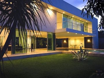 CASA EN VENTA MÉRIDA, AL NORTE DE LA CIUDAD CHOLUL ZONA DE PLUSVALIA Y SERVICIOS
