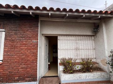 Casa en Témperley Este