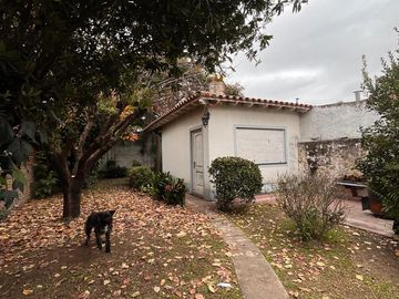 Casa en Témperley Este