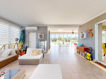 Casa en Countries/B.Cerrado (La Plata)