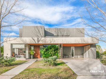 Venta Casa 4 dormitorios Kentucky Funes