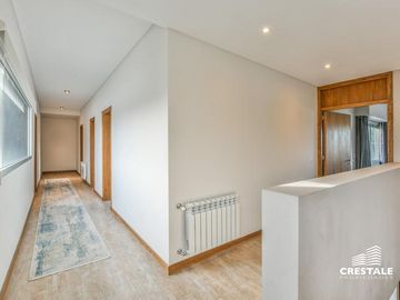 Venta Casa 4 dormitorios Kentucky Funes