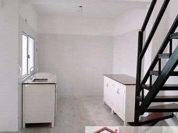 Moderno Dúplex 2 Dormitorios con patio