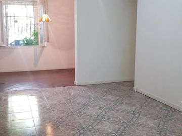 Departamento en venta  Olivos - 3 ambientes   planta baja