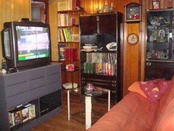 Chalet 3 dorm c/garage y fondo libre. Banfield Este.