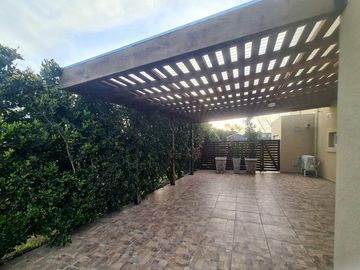 Casa Venta Escobar Canton a la laguna