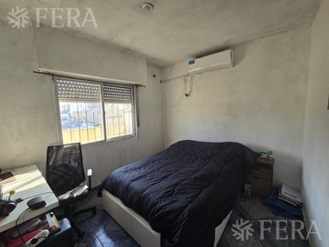 Venta PH 4 ambientes con patio en Wilde