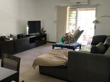 Casa de 3 dormitorios- con pileta - Aldea