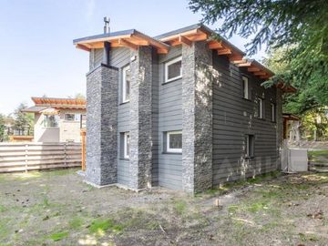 Venta Casa Tipo ph, 4 Amb, 125 m2, 500 m2 de Lote, Financiación, Traful 100, Bº Epulafquen, Villa la Angostura