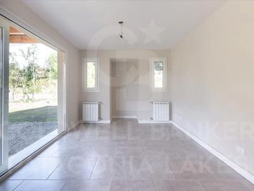Venta Casa Tipo ph, 4 Amb, 125 m2, 500 m2 de Lote, Financiación, Traful 100, Bº Epulafquen, Villa la Angostura