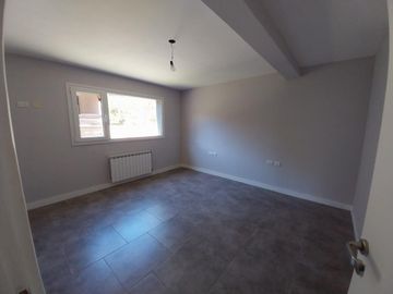 Venta Casa Tipo ph, 4 Amb, 125 m2, 500 m2 de Lote, Financiación, Traful 100, Bº Epulafquen, Villa la Angostura
