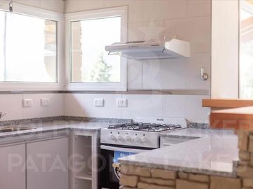 Venta Casa Tipo ph, 4 Amb, 125 m2, 500 m2 de Lote, Financiación, Traful 100, Bº Epulafquen, Villa la Angostura