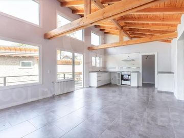 Venta Casa Tipo ph, 4 Amb, 125 m2, 500 m2 de Lote, Financiación, Traful 100, Bº Epulafquen, Villa la Angostura