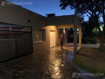 Casa en venta en Cumbre de Rosas