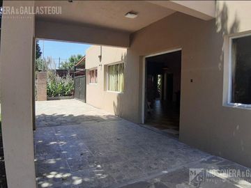 Casa en venta en Cumbre de Rosas