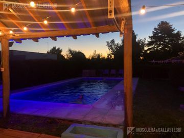 Casa en venta en Cumbre de Rosas