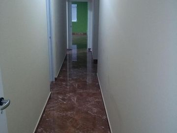 Casa en venta - 4 Dormitorios 3 Baños - Local - 257Mts2 - San Luis
