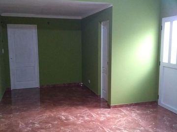 Casa en venta - 4 Dormitorios 3 Baños - Local - 257Mts2 - San Luis