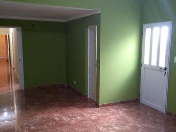 Casa en venta - 4 Dormitorios 3 Baños - Local - 257Mts2 - San Luis