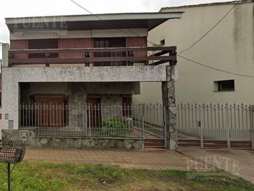 Casa en Banfield Este