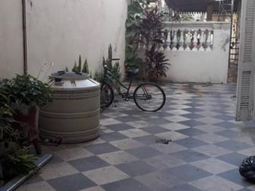 Se vende casa sobre 25 de mayo 2100