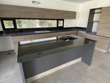 Casa - Greenville Polo & Resort